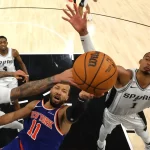 NBA/ Knicks stun Spurs 105-104, move one win from title